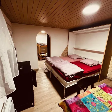Deux Pieces Familal Avec Terrasse Exterieur *