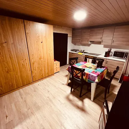 Deux Pieces Familal Avec Terrasse Exterieur 公寓 Saxon